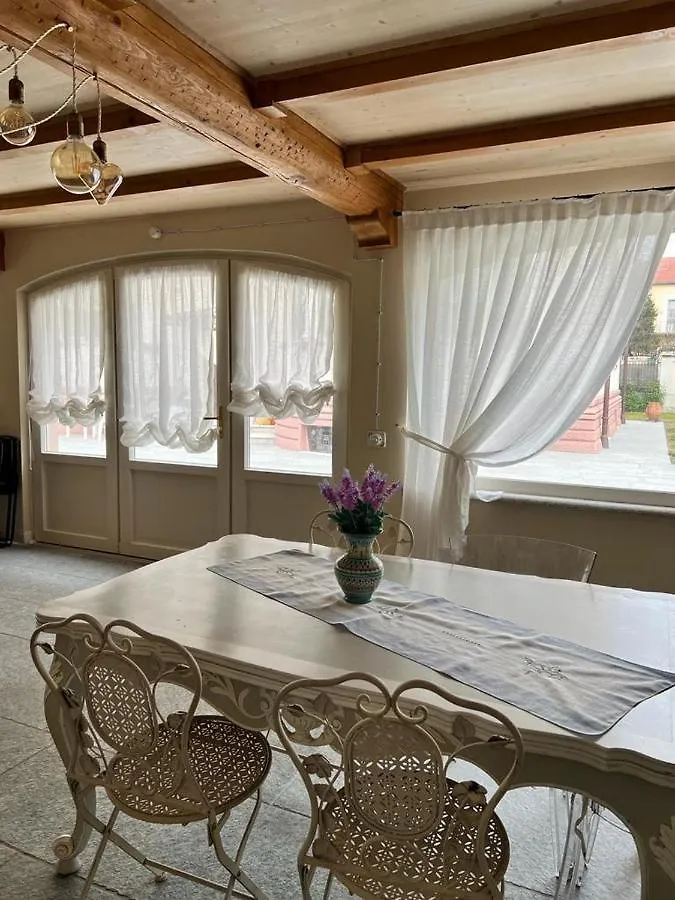 Villa Simona Voghera Guest house
